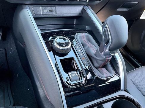 New 2026 Chevrolet Colorado Z71 w/ Technology Package AWD/4WD image 24