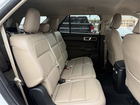 Used 2021 Ford Explorer 2WD w/ Class III Trailer Tow Package image 28