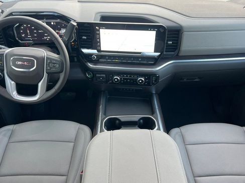 Used 2026 GMC Sierra 3500 SLT w/ SLT Premium Package image 10