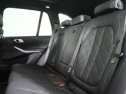 Used 2025 BMW X5 xDrive40i image 15