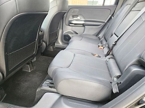 Used 2024 Mercedes-Benz GLB 250 4MATIC image 14