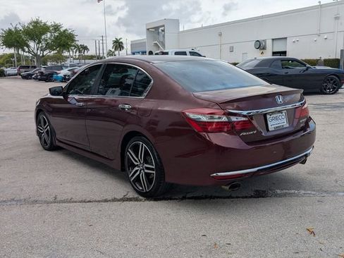 Used 2016 Honda Accord Sport image 5
