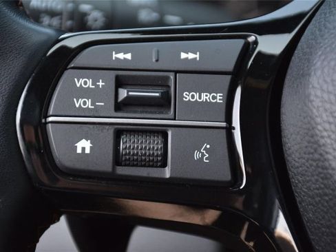 Used 2025 Honda Pilot Sport image 34