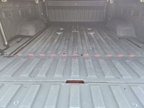 Used 2024 GMC Sierra 2500 AT4 w/ AT4 Premium Plus Package AWD/4WD image 28