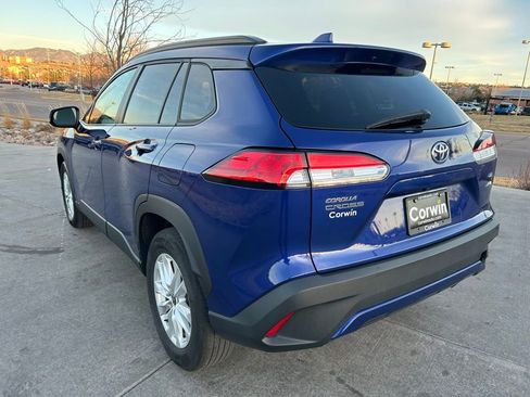 Used 2023 Toyota Corolla Cross LE image 5