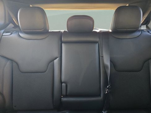 New 2026 Jeep Compass Latitude image 18