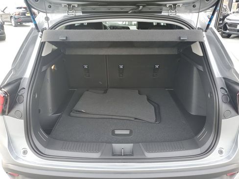 New 2026 Chevrolet Trax LT image 9