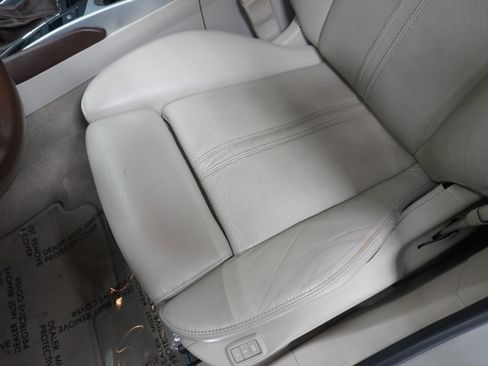 Used 2014 Cadillac SRX Premium image 11