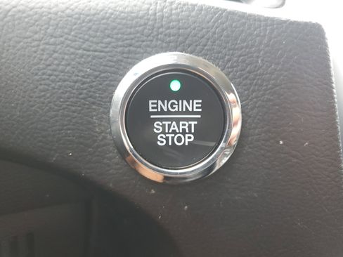 Used 2023 Ford Edge SEL image 31