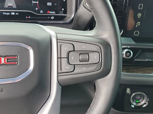 Used 2024 GMC Sierra 1500 Elevation image 25