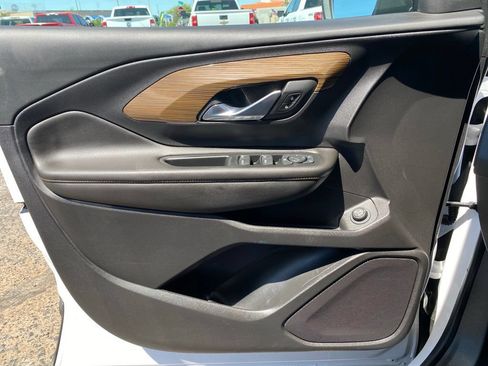 Used 2021 GMC Terrain SLE w/ Driver Convenience Package FWD image 33