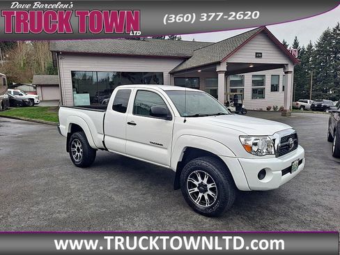 Used 2011 Toyota Tacoma 4x4 Access Cab image 1