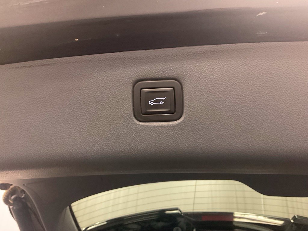Used 2019 Chevrolet Blazer LT FWD image 37