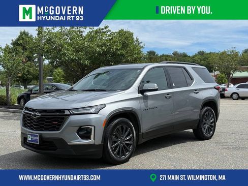 Used 2023 Chevrolet Traverse RS AWD/4WD image 1