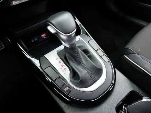 Used 2024 Kia Forte GT-Line image 26