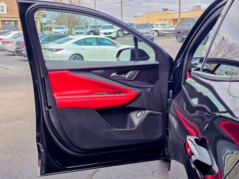 Used 2024 Chevrolet Blazer EV RS image 25