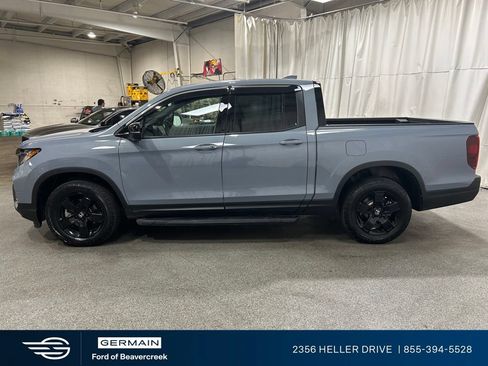 Used 2025 Honda Ridgeline Black Edition image 5