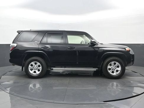 Used 2014 Toyota 4Runner SR5 RWD image 2