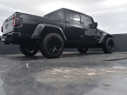 Used 2021 Jeep Gladiator Overland image 44