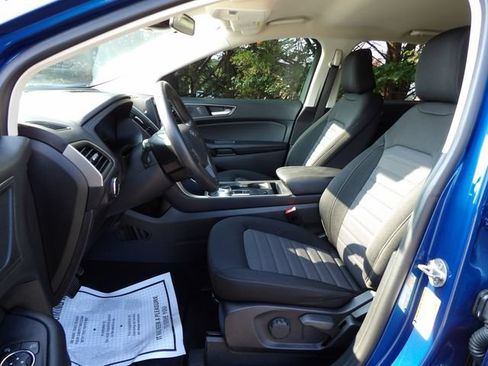 Used 2024 Ford Edge SE w/ Black Appearance Package AWD/4WD image 17