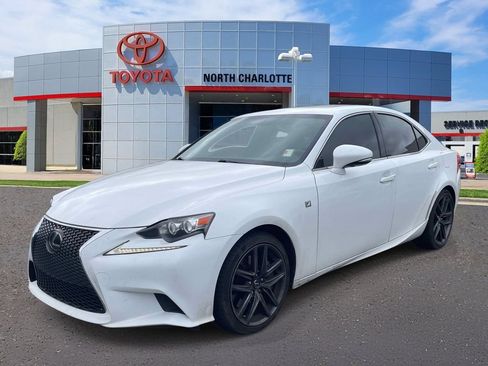 Used 2016 Lexus IS 200t w/ F Sport Package RWD image 3