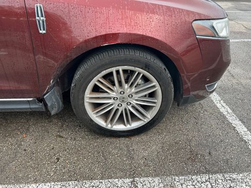 Used 2016 Lincoln MKT AWD w/ Equipment Group 201A image 20