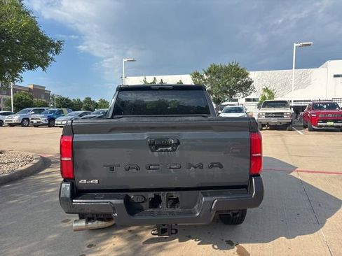 Used 2025 Toyota Tacoma SR AWD/4WD image 6