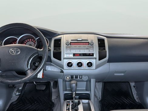 Used 2010 Toyota Tacoma PreRunner RWD image 14