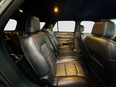 Used 2016 Ford Explorer Sport image 28
