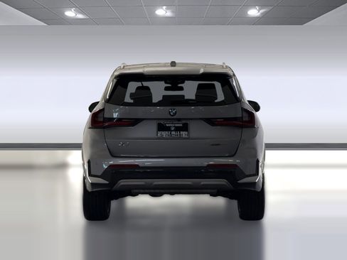 Used 2025 BMW X1 xDrive28i w/ Convenience Package image 9