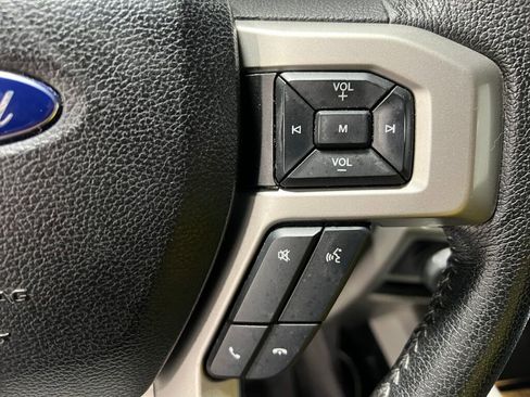 Used 2016 Ford F150 Lariat w/ Equipment Group 502A Luxury image 13