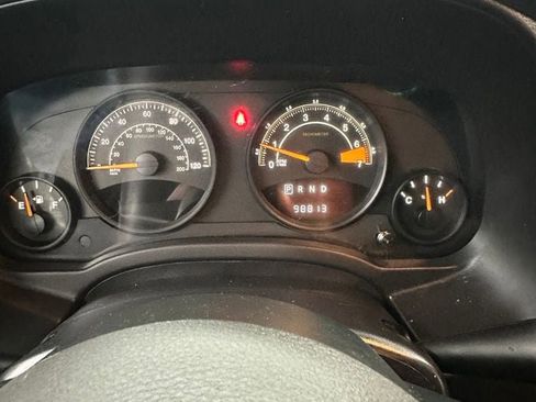 Used 2016 Jeep Compass Sport w/ Power Value Group FWD image 18