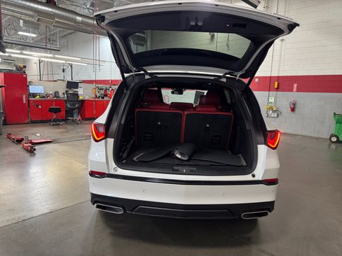 Used 2025 Acura MDX A-Spec image 34
