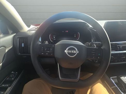 New 2026 Nissan Pathfinder SL AWD/4WD image 16