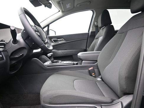 New 2026 Kia Sportage LX AWD/4WD image 11