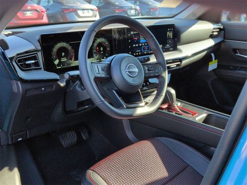 New 2026 Nissan Kicks SR w/ Cold Weather Package image 9