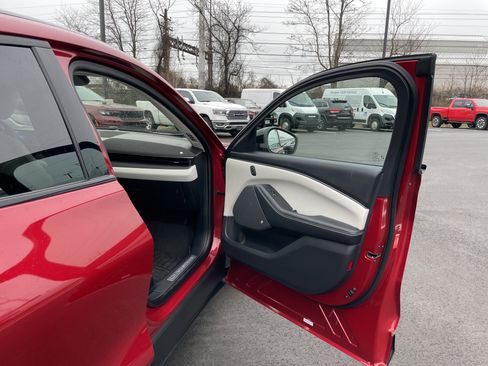 Used 2023 Ford Mustang Mach-E Premium image 9