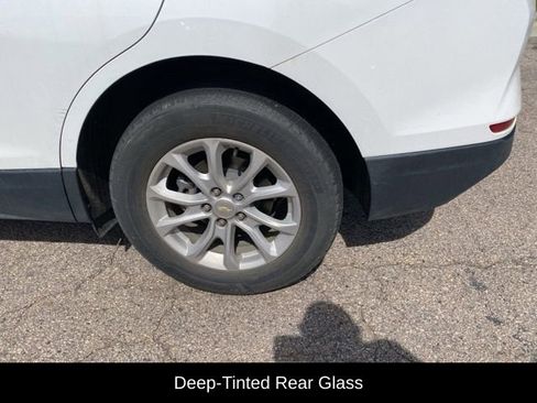 Used 2021 Chevrolet Equinox LS w/ LS Convenience Package image 11