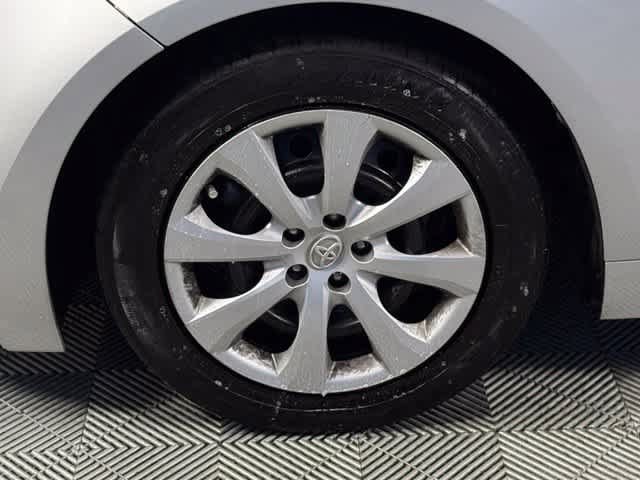 Used 2024 Toyota Corolla LE FWD image 11
