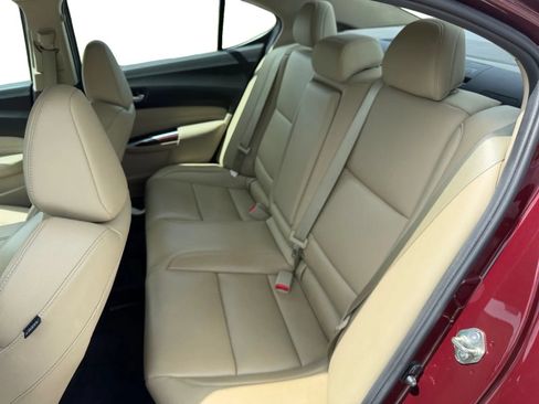 Used 2016 Acura TLX FWD image 17