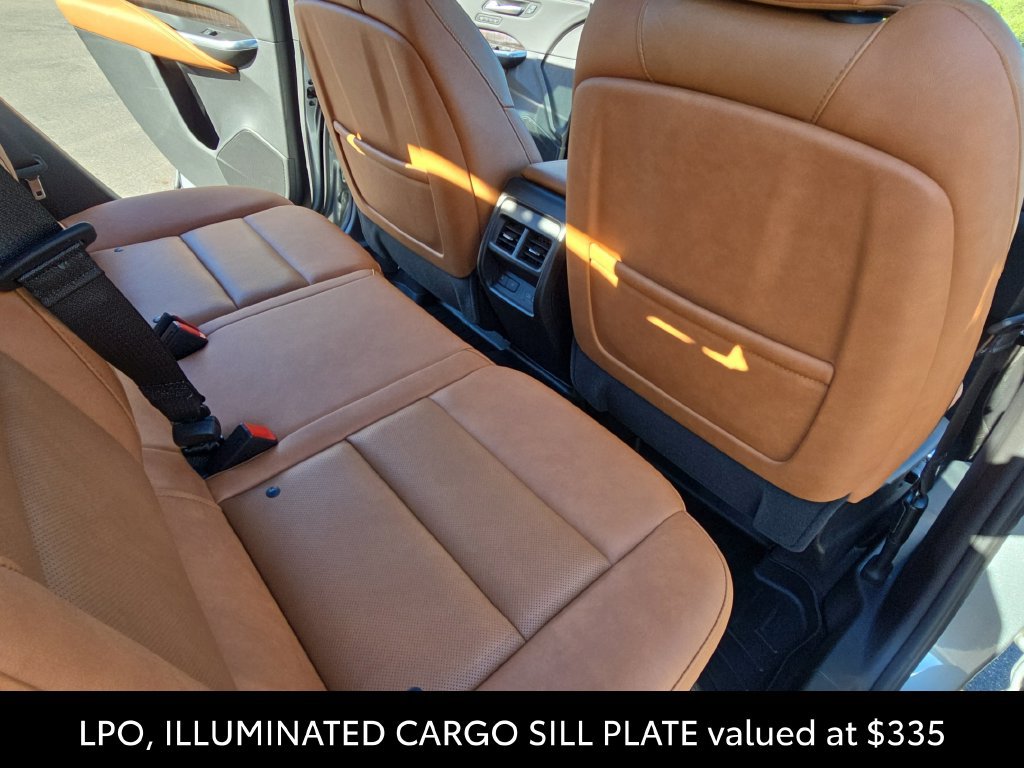 Used 2023 Cadillac XT4 Premium Luxury w/ Technology Package AWD/4WD image 13