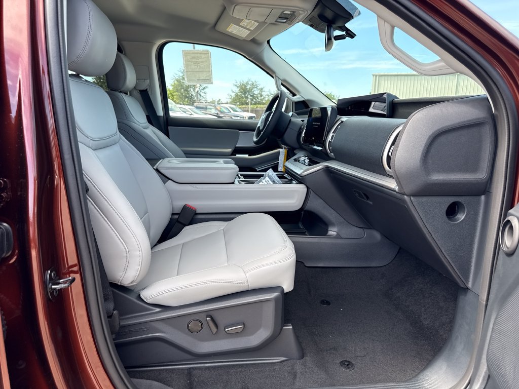 New 2027 Ford Expedition Max Active RWD image 21