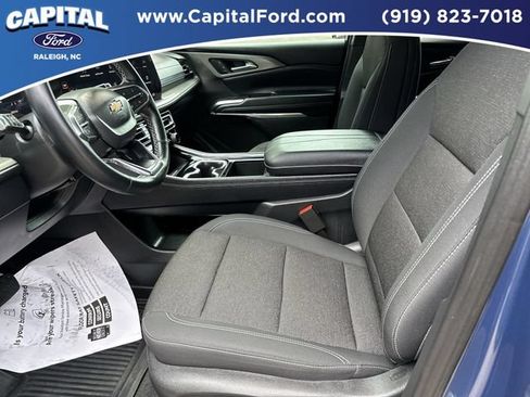 Used 2026 Chevrolet Traverse LT w/ Driver Confidence Package FWD image 19