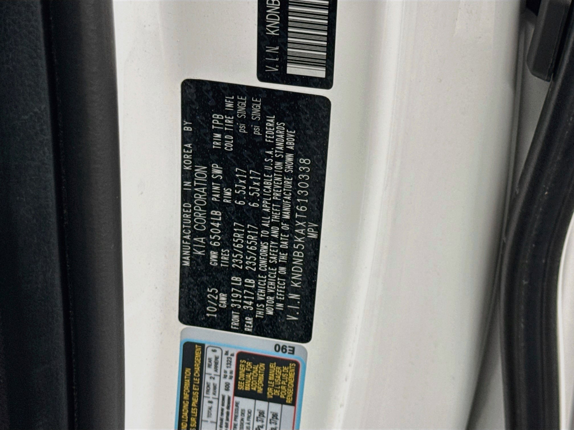 Used 2026 Kia Carnival LXS FWD image 12