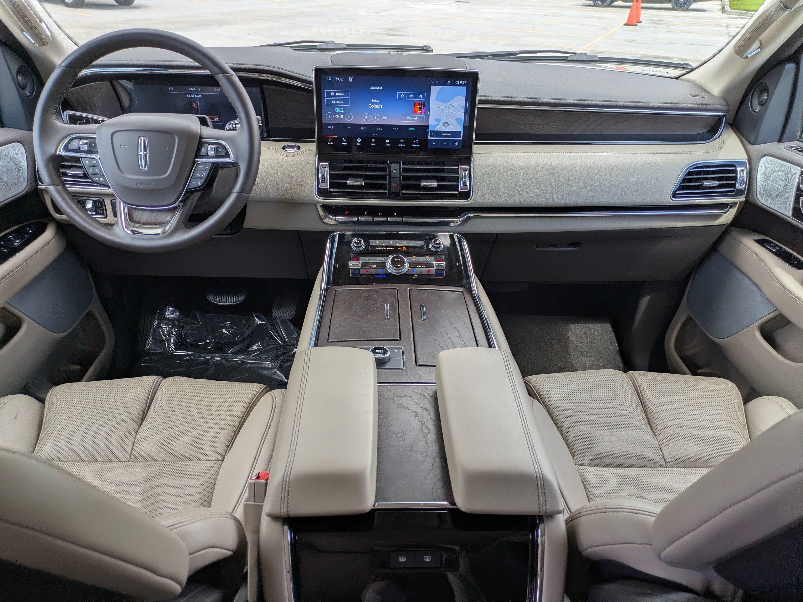 Used 2023 Lincoln Navigator Reserve RWD image 16