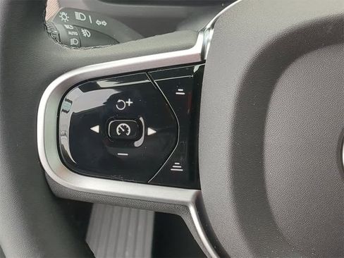 New 2026 Volvo XC90 B5 Plus image 22