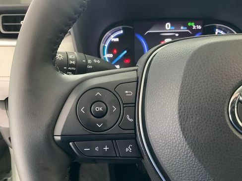 Used 2023 Toyota RAV4 XLE Premium AWD/4WD image 11