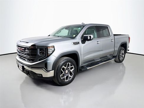 Used 2025 GMC Sierra 1500 SLT w/ SLT Premium Package AWD/4WD image 5