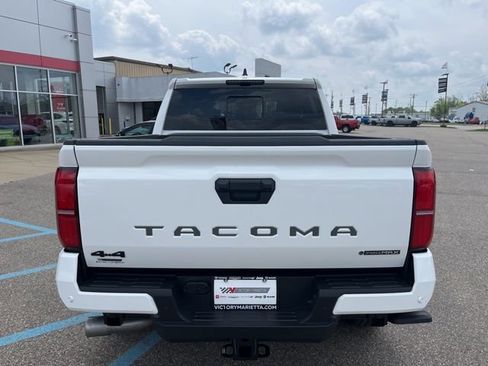 New 2025 Toyota Tacoma TRD Off-Road image 5
