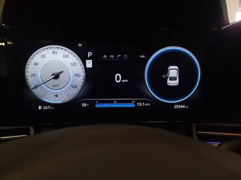 Used 2024 Hyundai Elantra SEL image 23